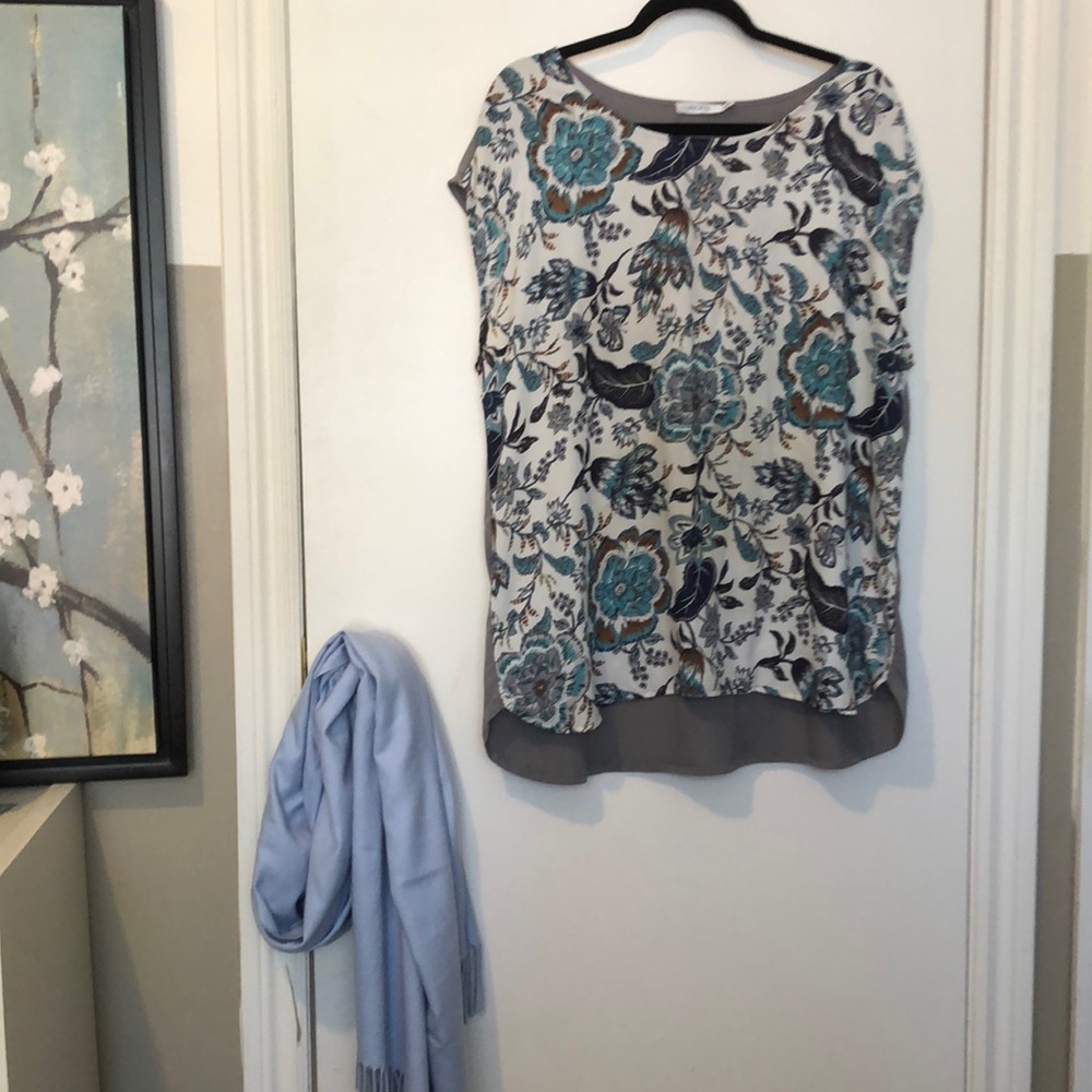 2 for $15Easy breezy Summer top